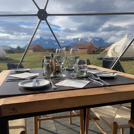 Chilenativo Riverside Camp Torres del Paine National Park Exterior foto
