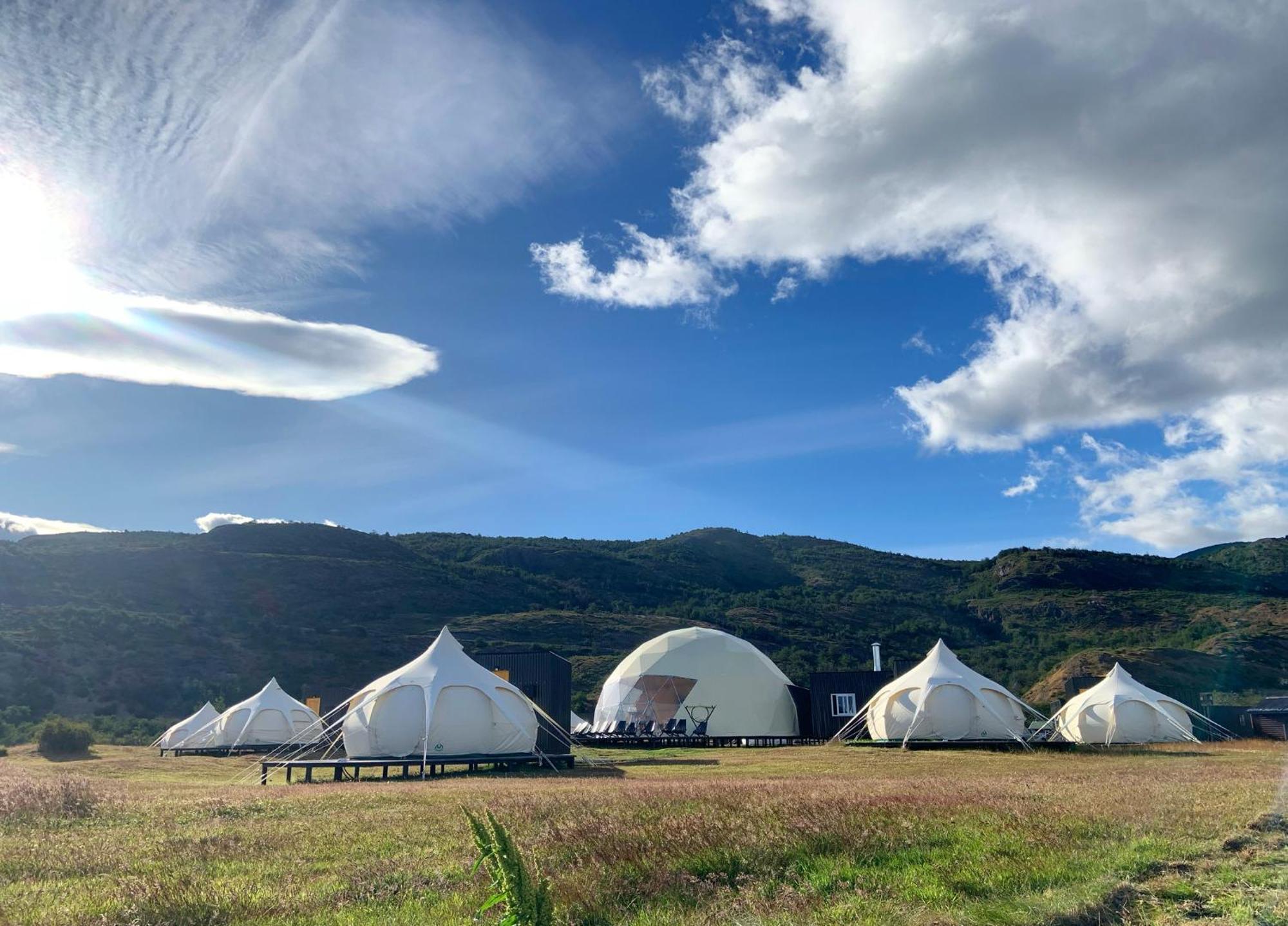 Chilenativo Riverside Camp Torres del Paine National Park Exterior foto